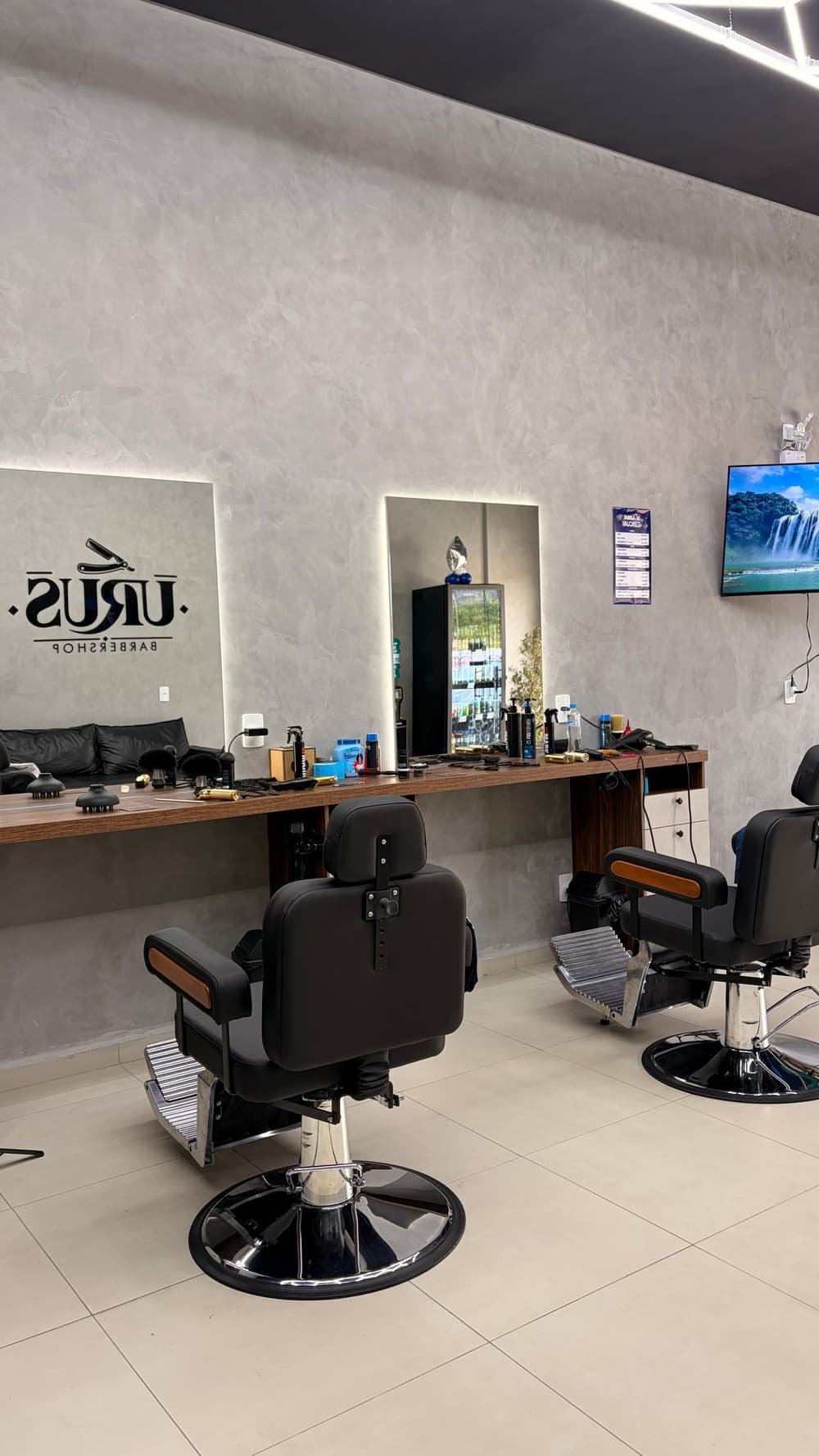 Trabalho 1 URUS BARBERSHOP